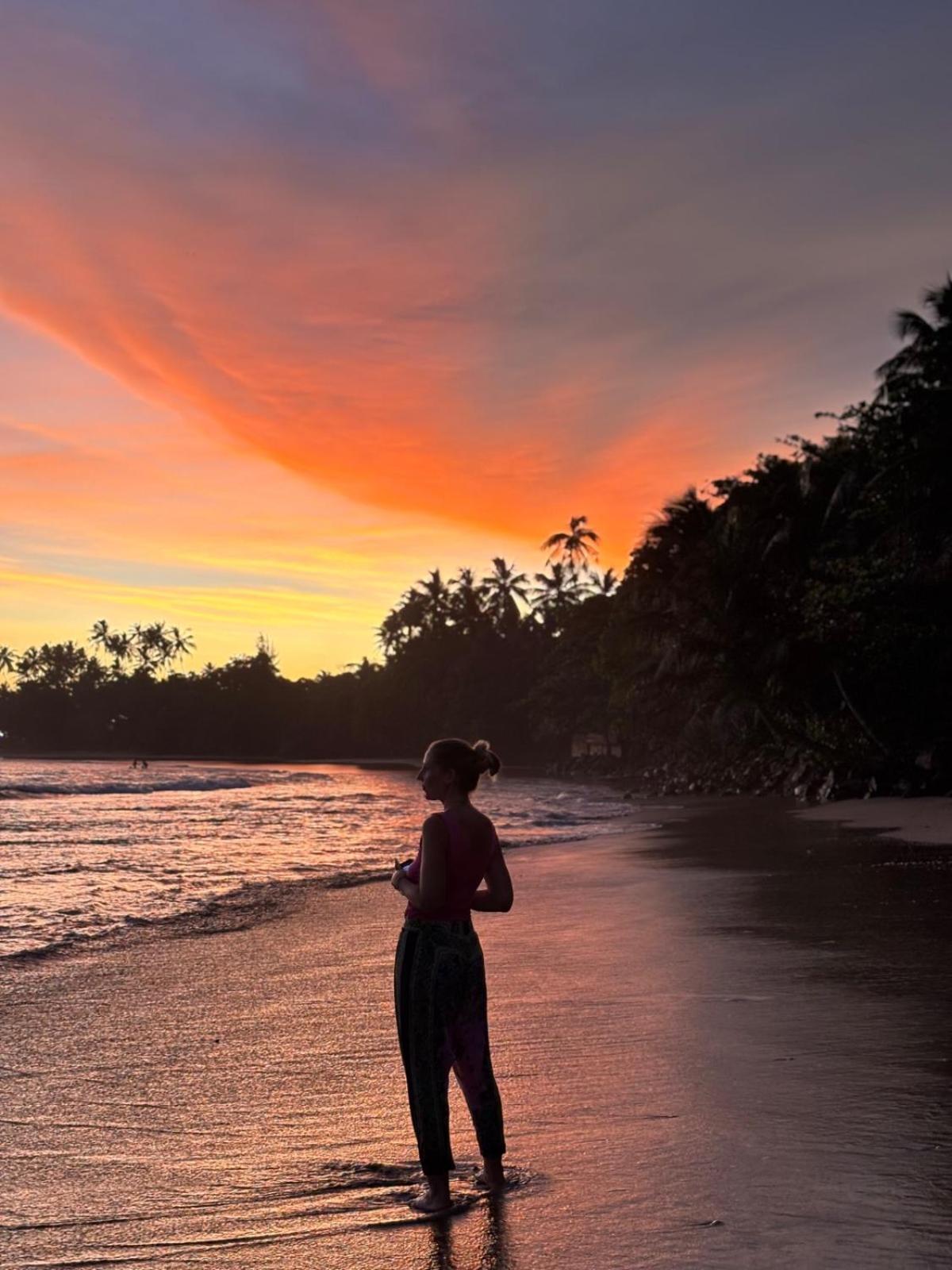 Balance Beach Resort Dikwella Bagian luar foto