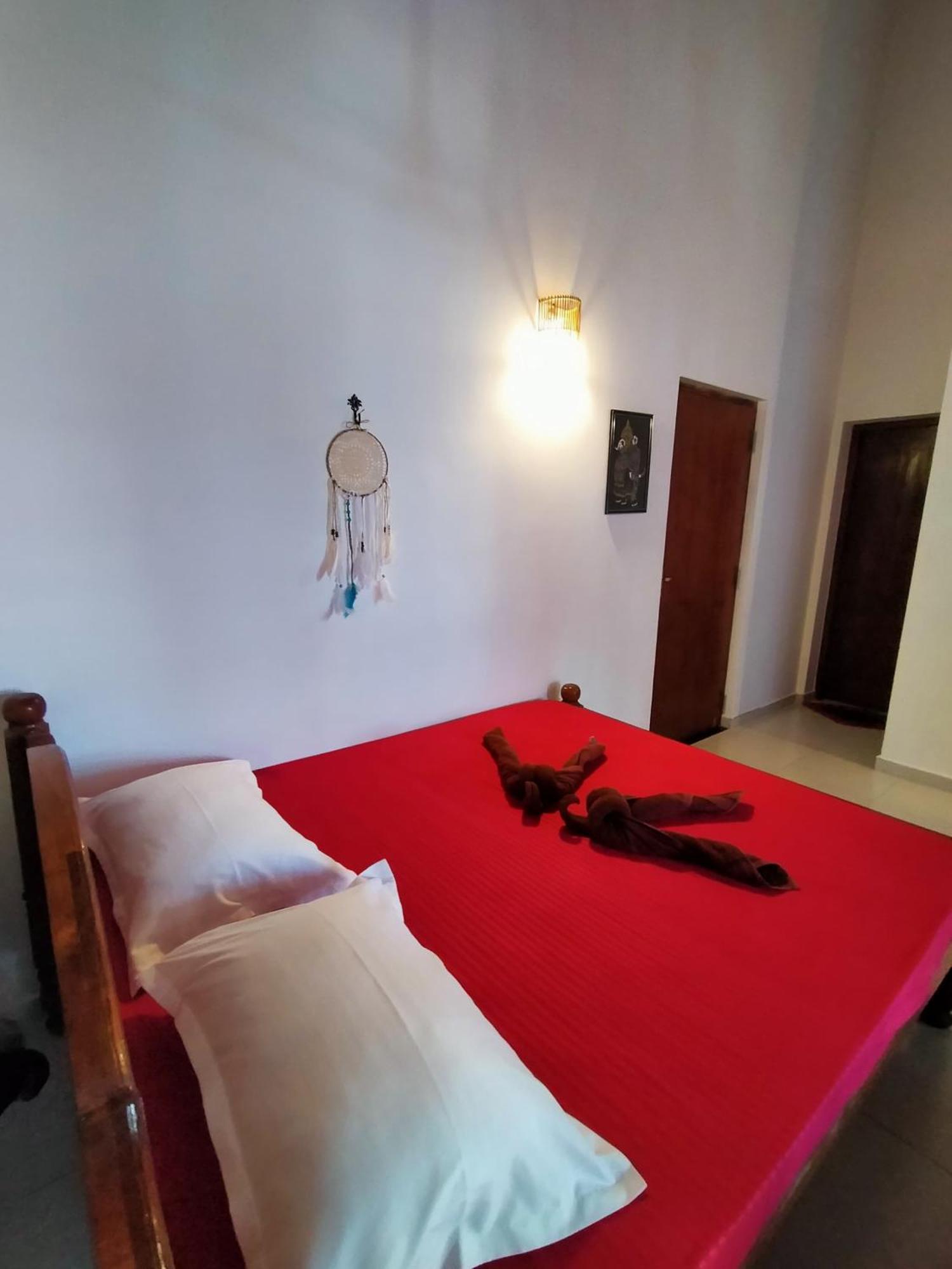 Balance Beach Resort Dikwella Bagian luar foto